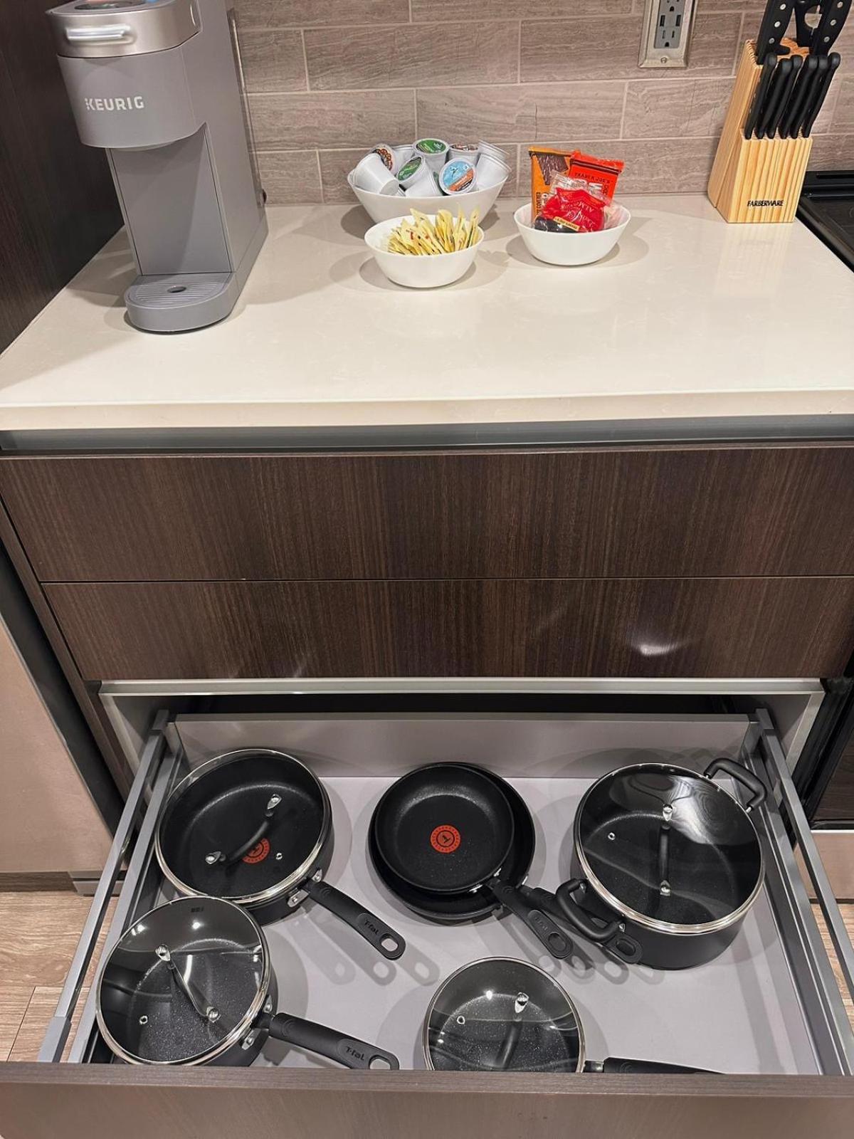 Cozy One Bedroom & Loft Sunset Free Off Site Parking And Wifi Лос-Анджелес Екстер'єр фото