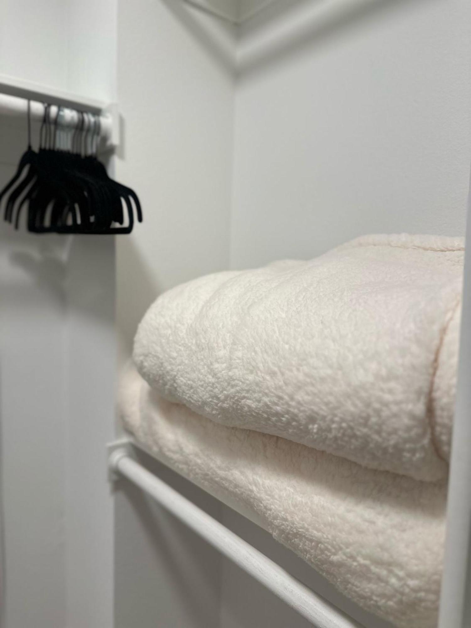 Cozy One Bedroom & Loft Sunset Free Off Site Parking And Wifi Лос-Анджелес Екстер'єр фото